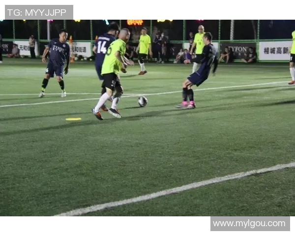 足球的足足球：探讨这项运动如何塑造人们的生活与文化价值